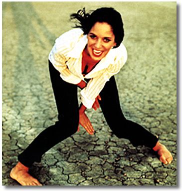 Photo of Chantal Kreviazuk